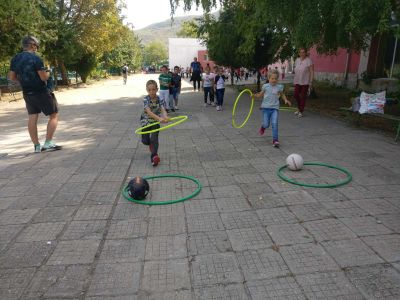 25 - Средно училище Отец Паисий, Куклен