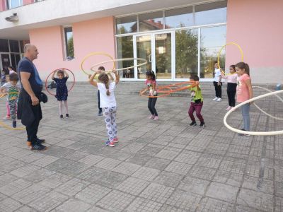 28 - Средно училище Отец Паисий, Куклен