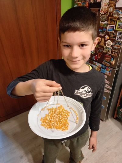 6 - Средно училище Отец Паисий, Куклен