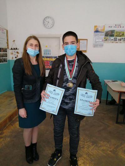 НАГРАДЕНИ УЧЕНИЦИ ОТ КОНКУРСИТЕ И СЪСТЕЗАНИЯТА, ПРОВЕДЕНИ ПРЕЗ ПАИСИЕВАТА СЕДМИЦА - Средно училище Отец Паисий, Куклен