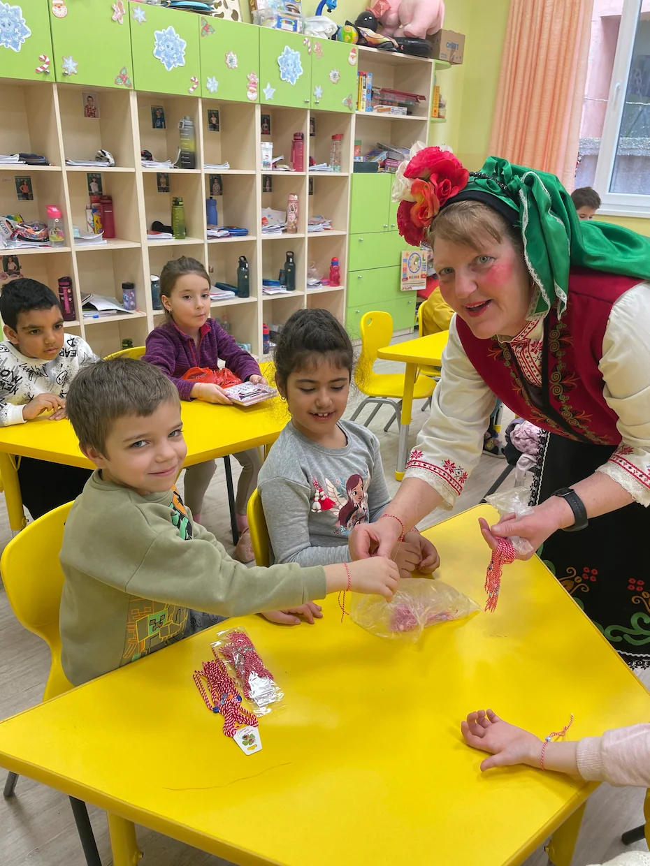 Посрещане на Баба Марта - Средно училище Отец Паисий, Куклен