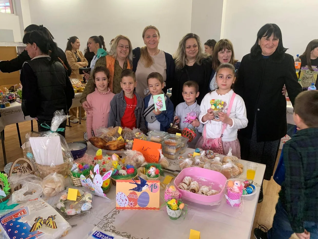 Великденска работилница с 1 'Б' клас и родители - Средно училище Отец Паисий, Куклен